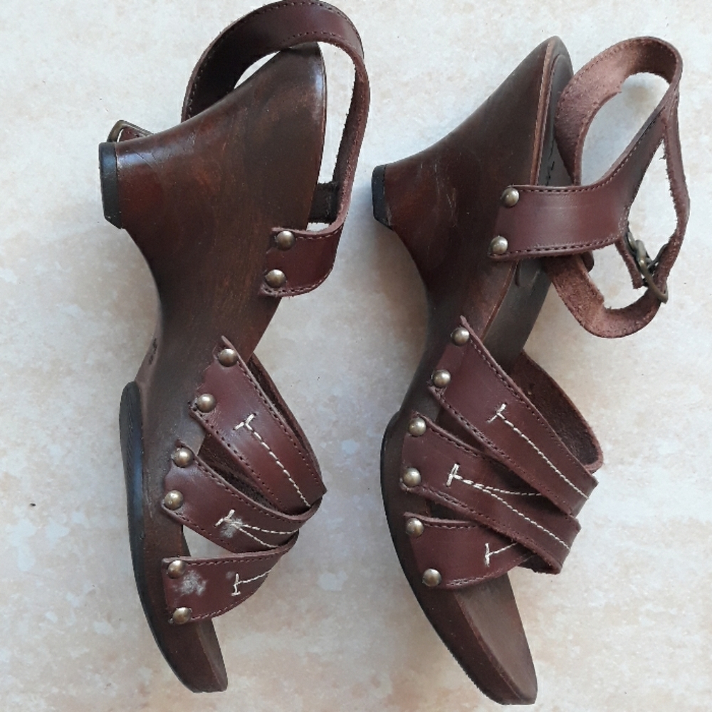 ThomMcAn pretty sandals - Picture 4 of 8
